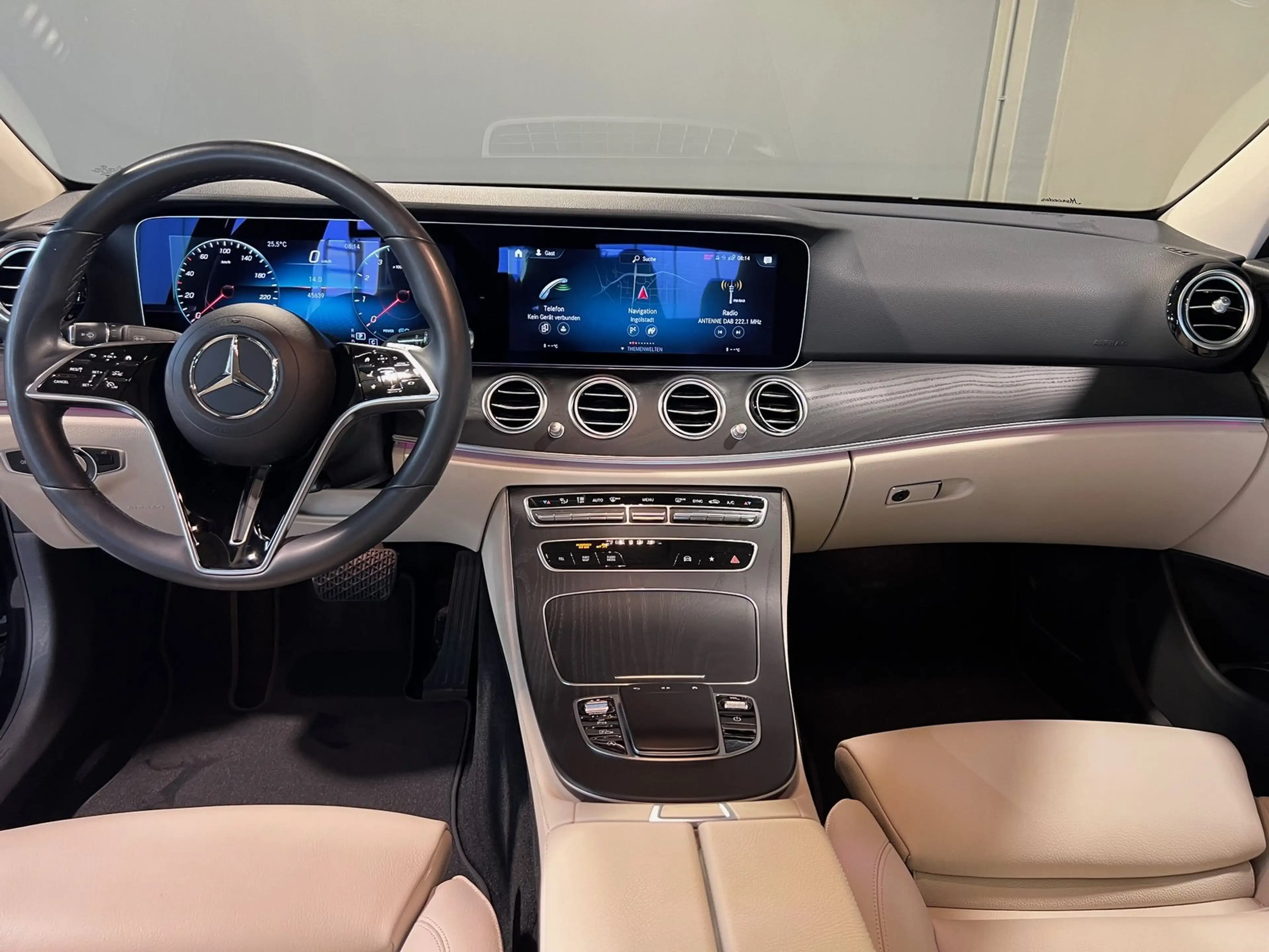 Mercedes-Benz E 450 Avantgarde 4M PTS/LED/Ambi/Kame/Distr/MBUX — photo 5