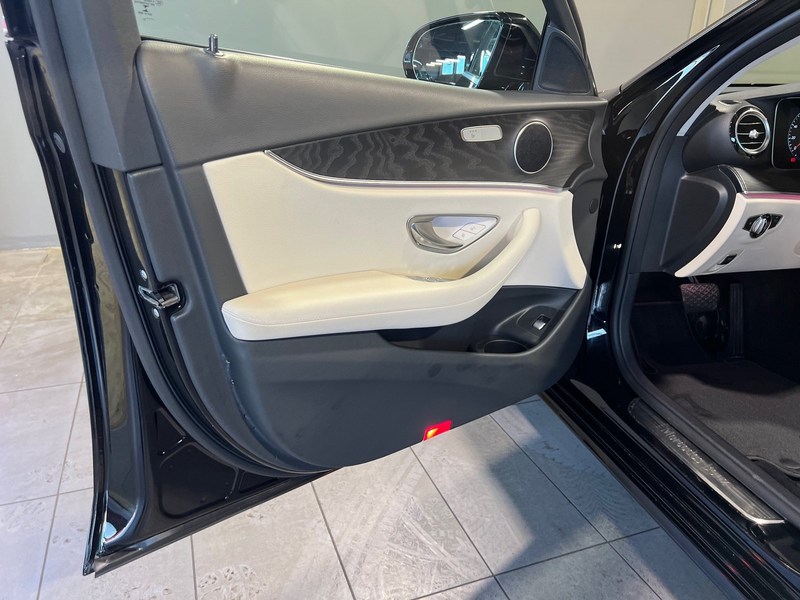 Mercedes-Benz E 450 Avantgarde 4M PTS/LED/Ambi/Kame/Distr/MBUX — photo 12