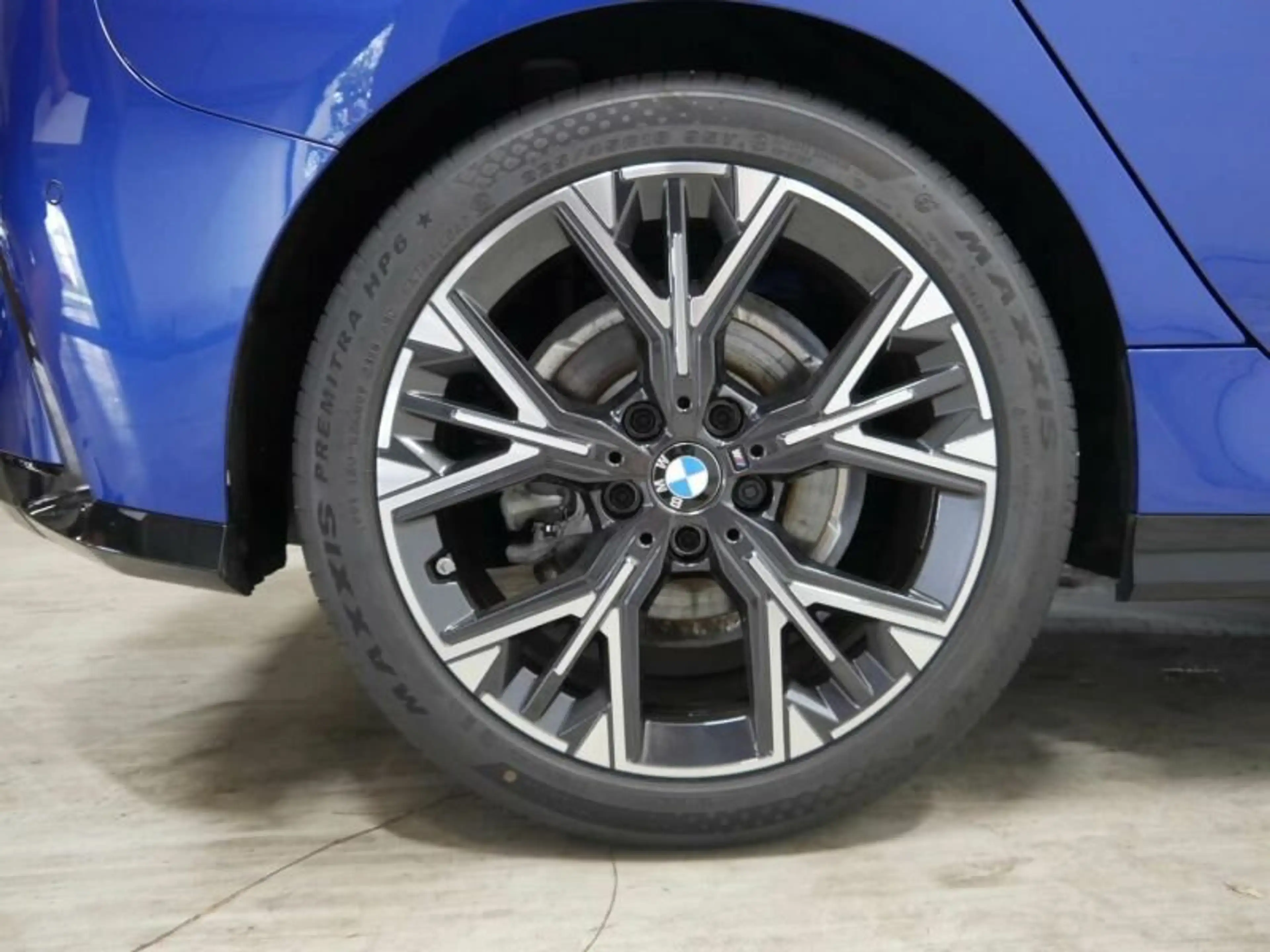 BMW 120 d M Sportpaket LED Widescreen Parkassistent A — photo 11