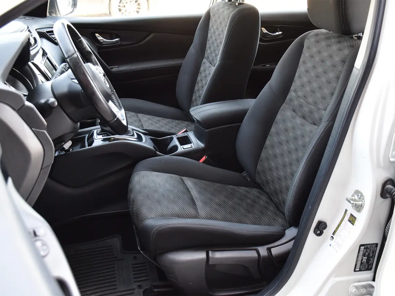 Nissan Qashqai снимка Nissan Qashqai