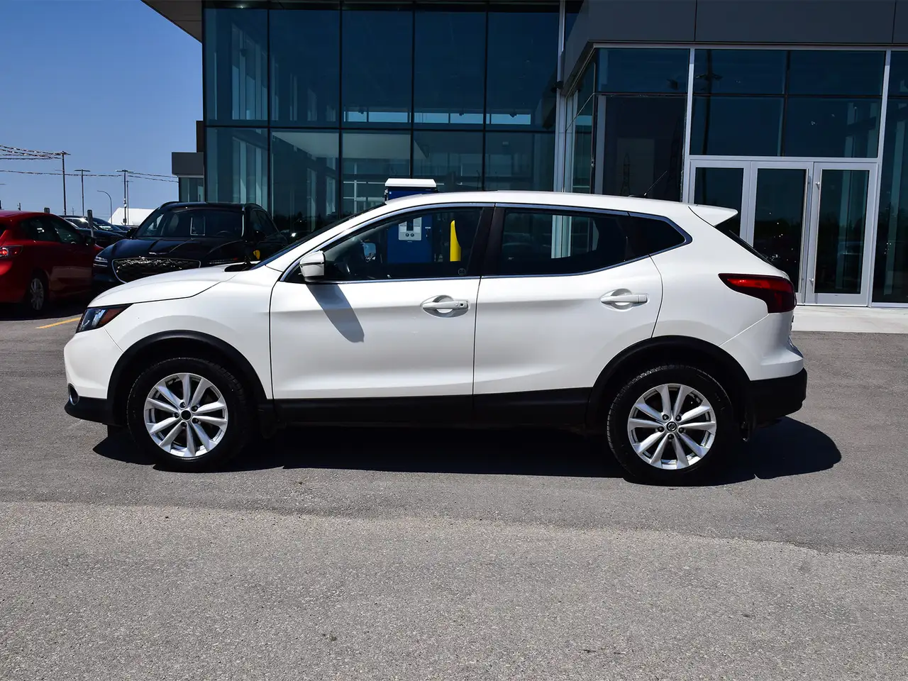 Nissan Qashqai снимка Nissan Qashqai