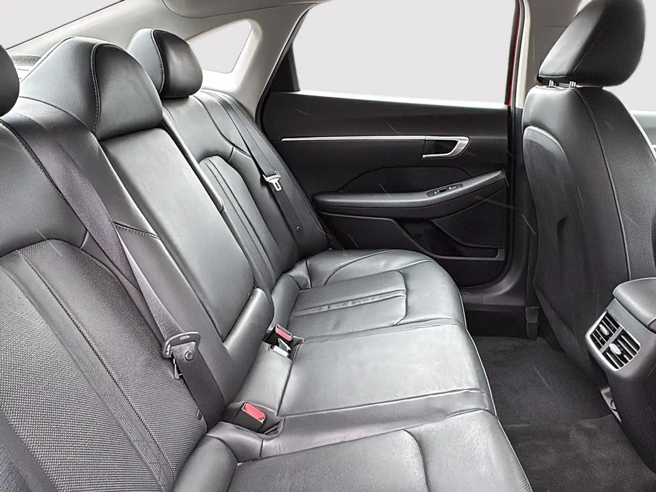 Hyundai SONATA снимка Hyundai SONATA