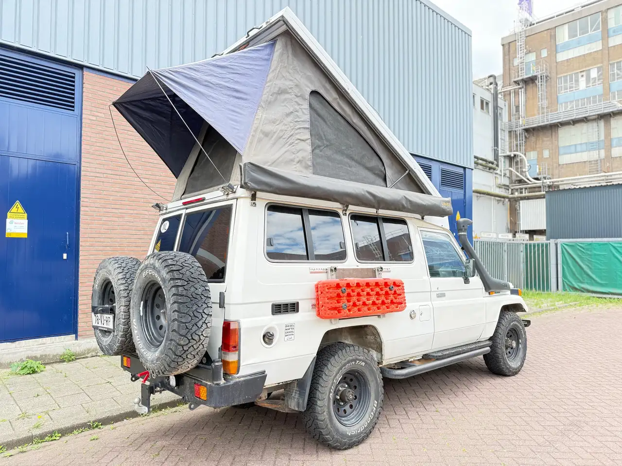 Toyota Land Cruiser HZJ75 Troop Carrier (4.2D 1HZ) - 4WD poptop camper, foto 8