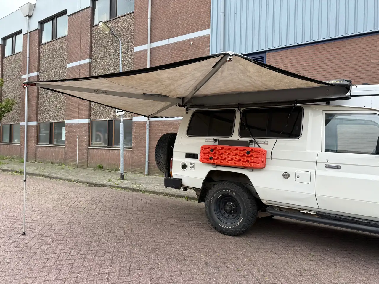 Toyota Land Cruiser HZJ75 Troop Carrier (4.2D 1HZ) - 4WD poptop camper, foto 4