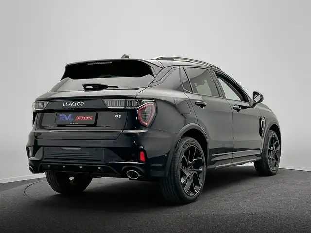 Lynk & Co 01 view 26