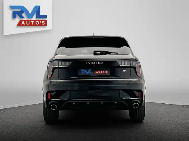 Lynk & Co 01 view 25