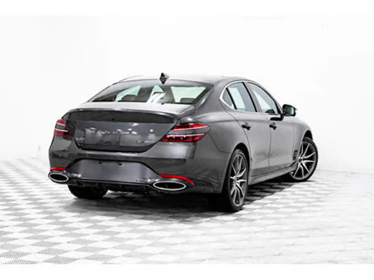 Genesis G70 снимка Genesis G70