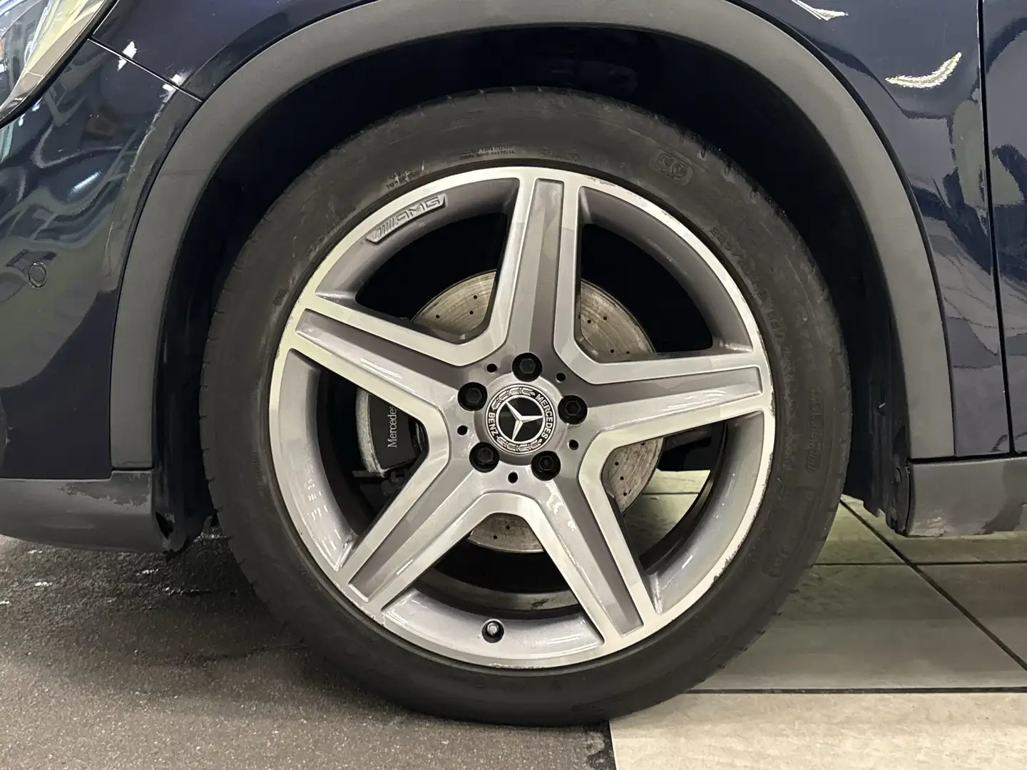 Mercedes-Benz GLA 220 220d 4Matic 7G-DCT 177 Bleu - 2