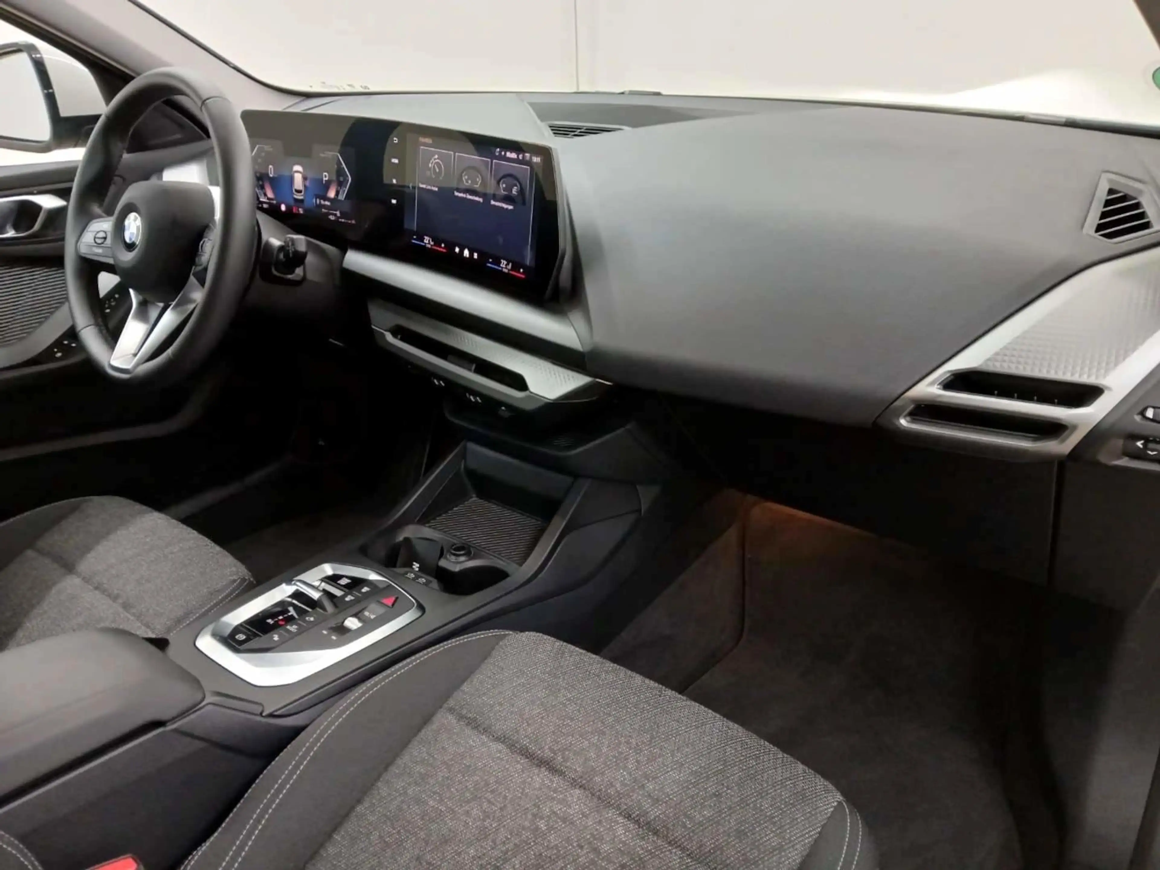 BMW 120 120i M ShadowLine Driving+ParkAssist Keyles Kam — photo 6