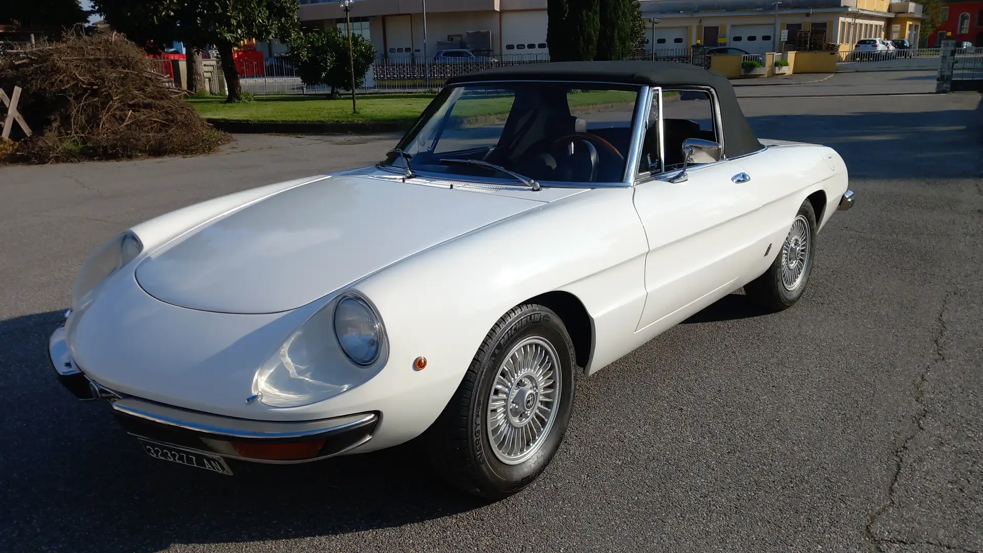 Alfa Romeo Spider 2.0 Veloce Duetto Weiß - 1