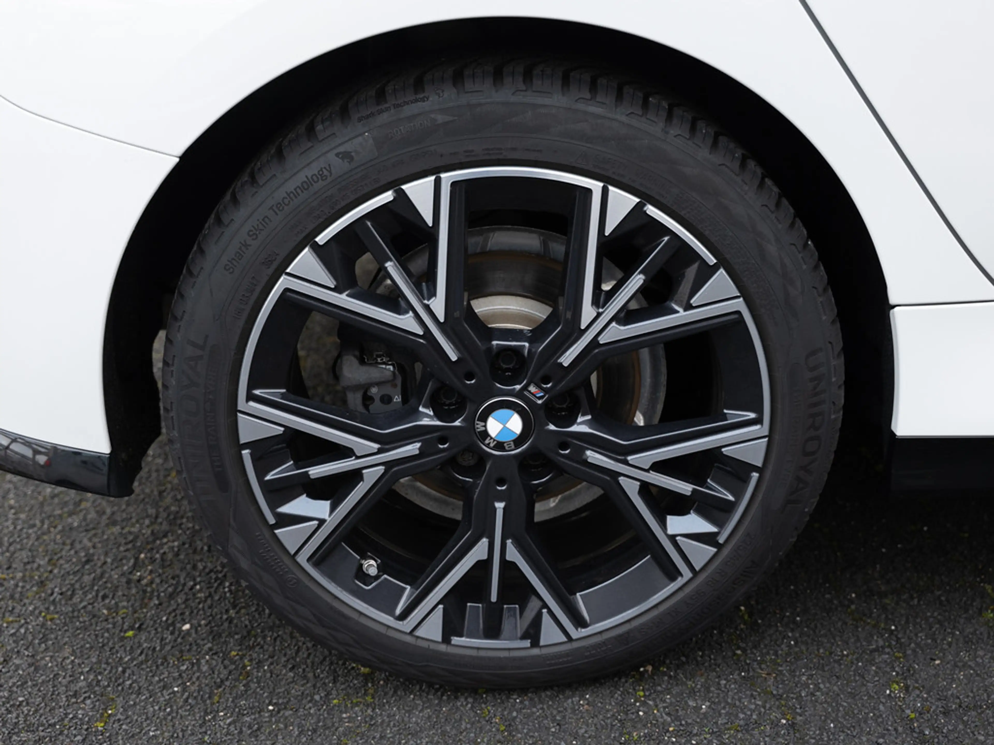 BMW 120 i M-Sport LED NAVI KAMERA SHZ PDC KLIMA — photo 11
