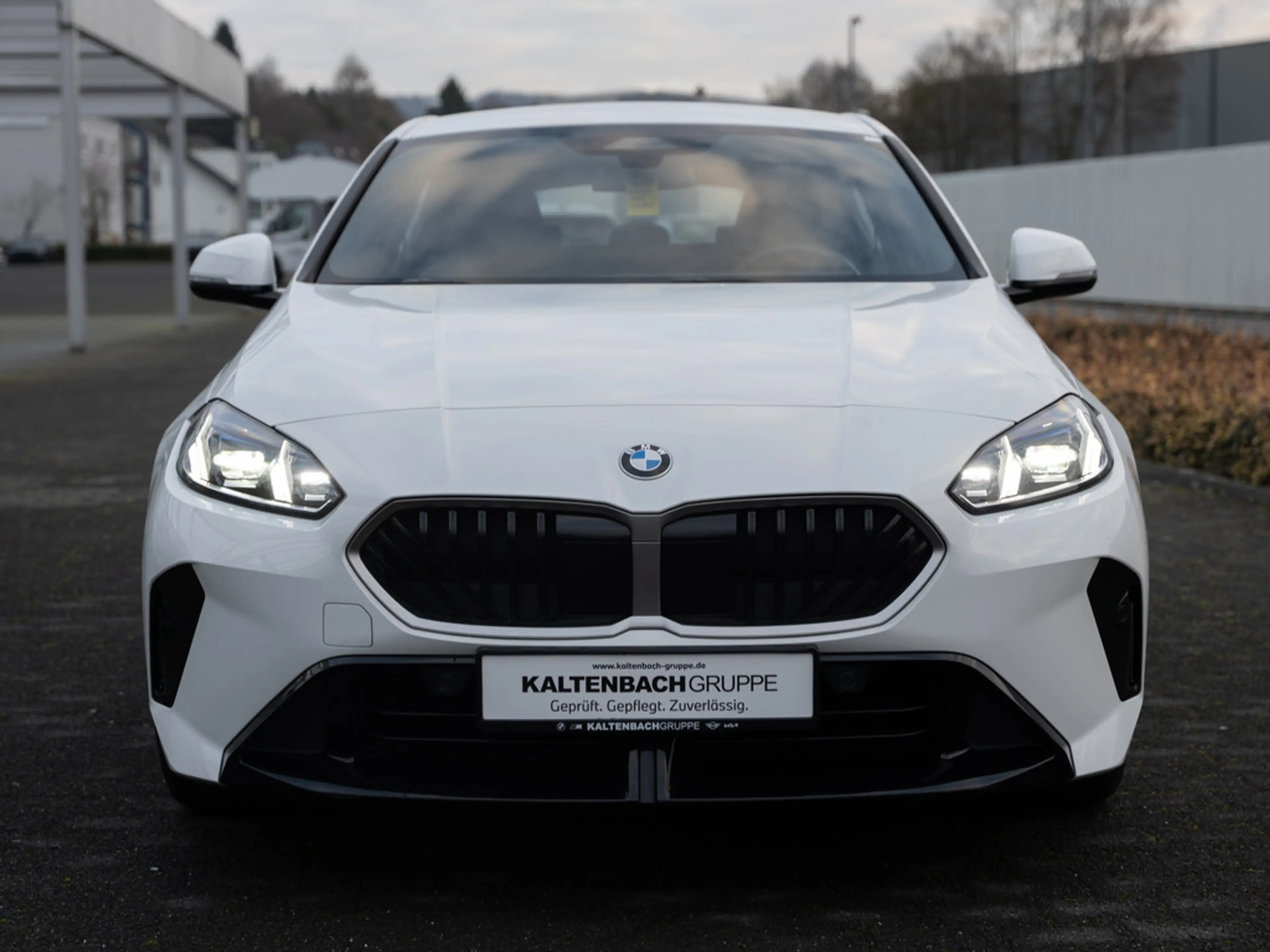 BMW 120 i M-Sport LED NAVI KAMERA SHZ PDC KLIMA — photo 4