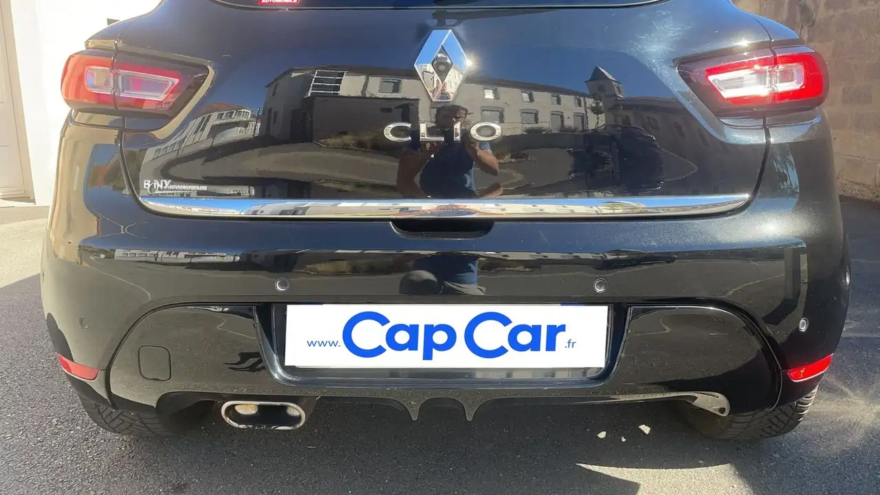 Renault Clio Citadine 5 portes — photo 21