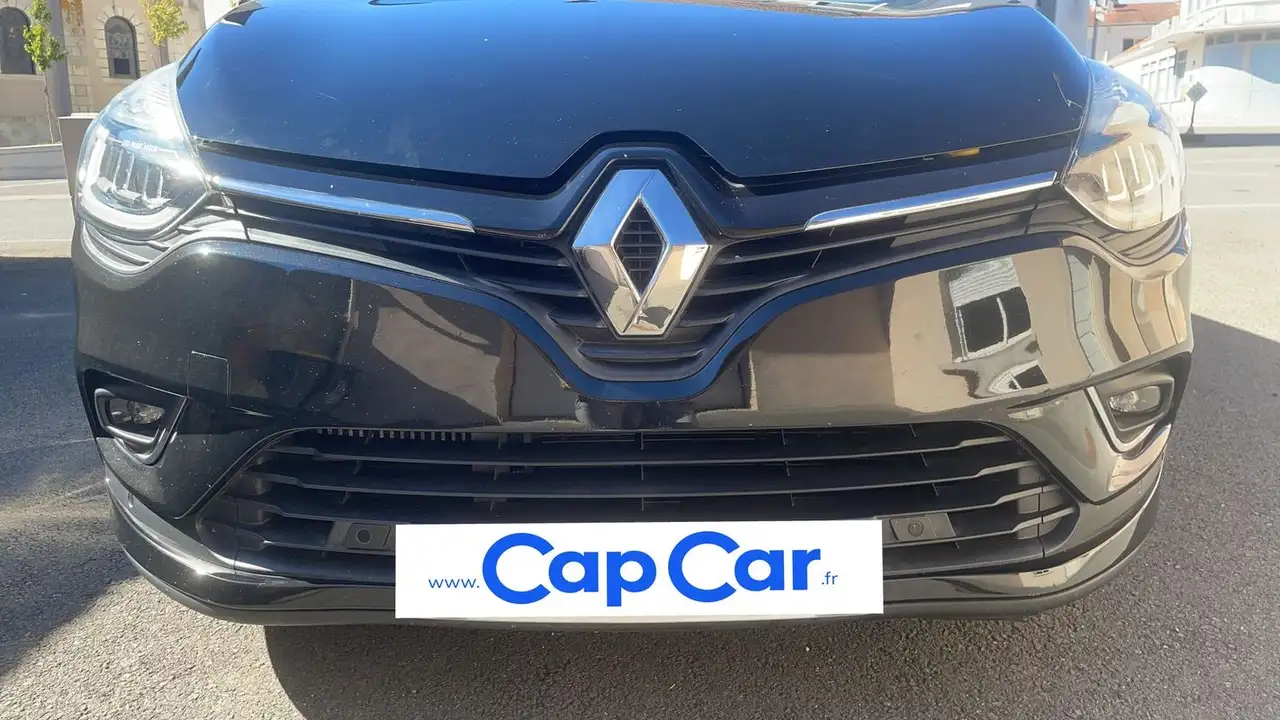 Renault Clio Citadine 5 portes — photo 20