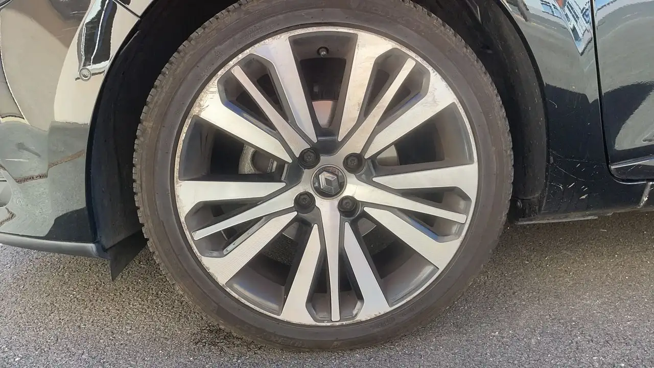 Renault Clio Citadine 5 portes — photo 18