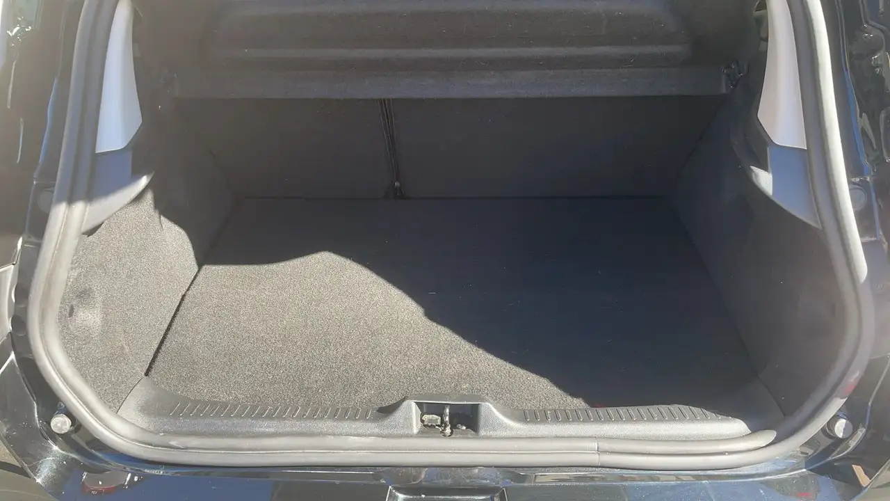 Renault Clio Citadine 5 portes — photo 14