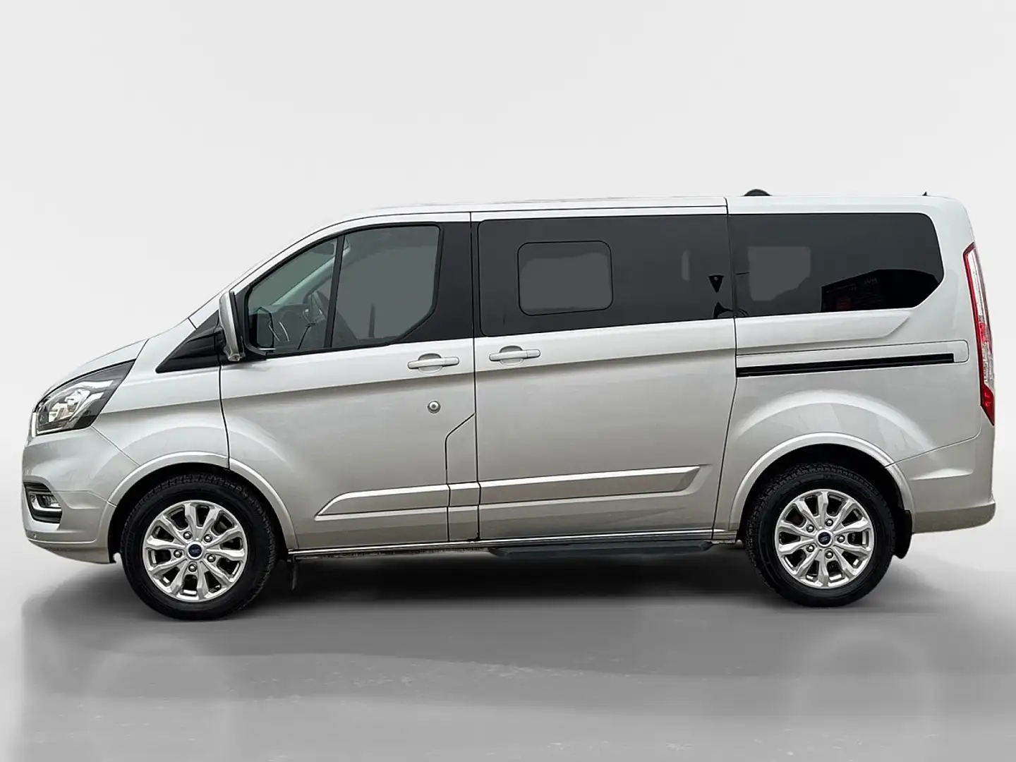 Ford Tourneo Custom 2,0 EcoBlue 320 L1 Titanium Aut. Silber - 2