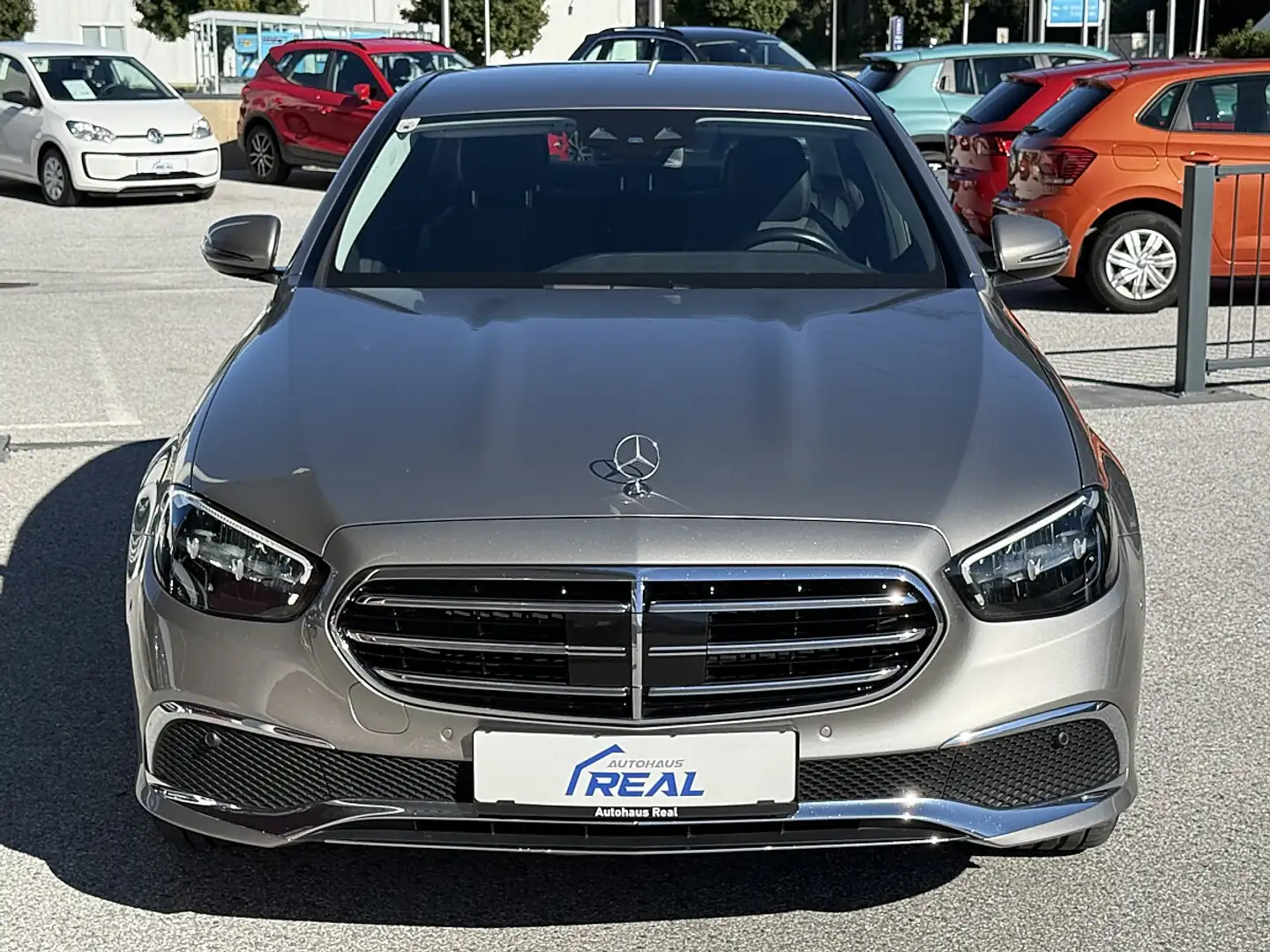 Mercedes-Benz E 300 de Avantgarde 4Matic 1. Besitz, Servicegpeflegt Silber - 2