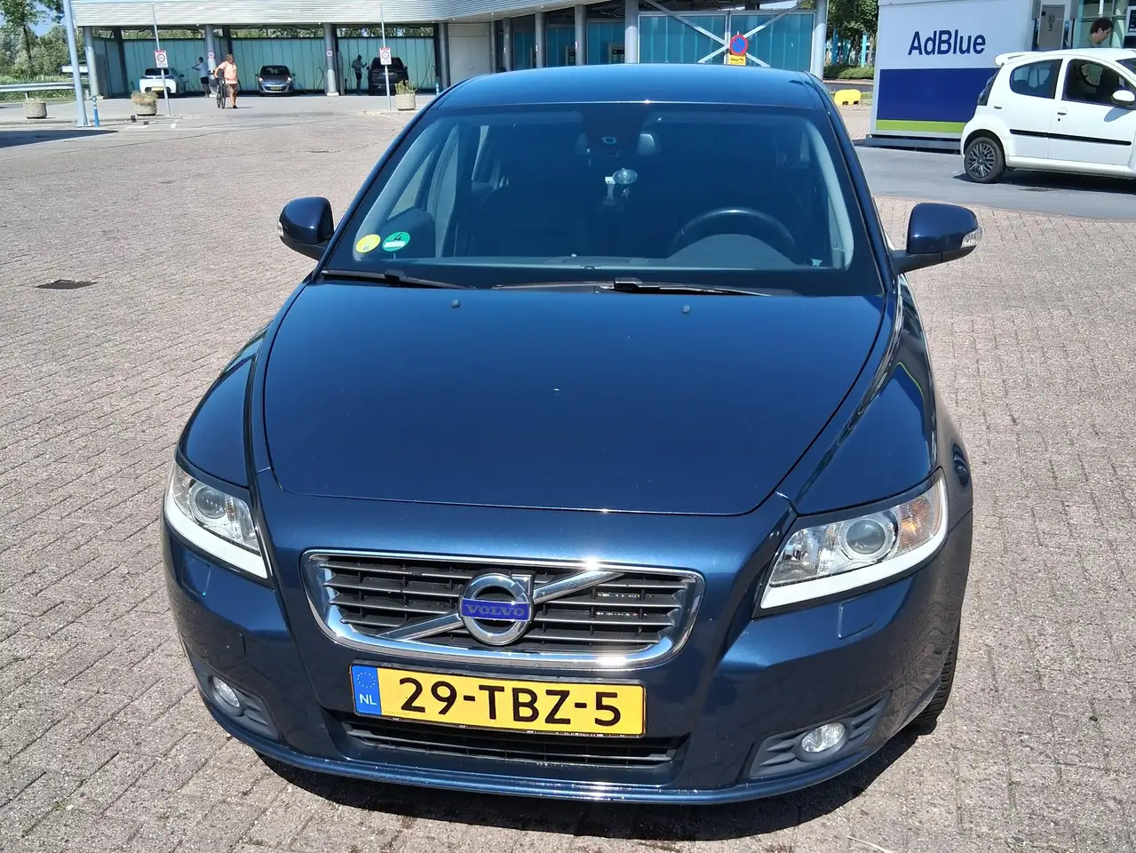 Volvo V50