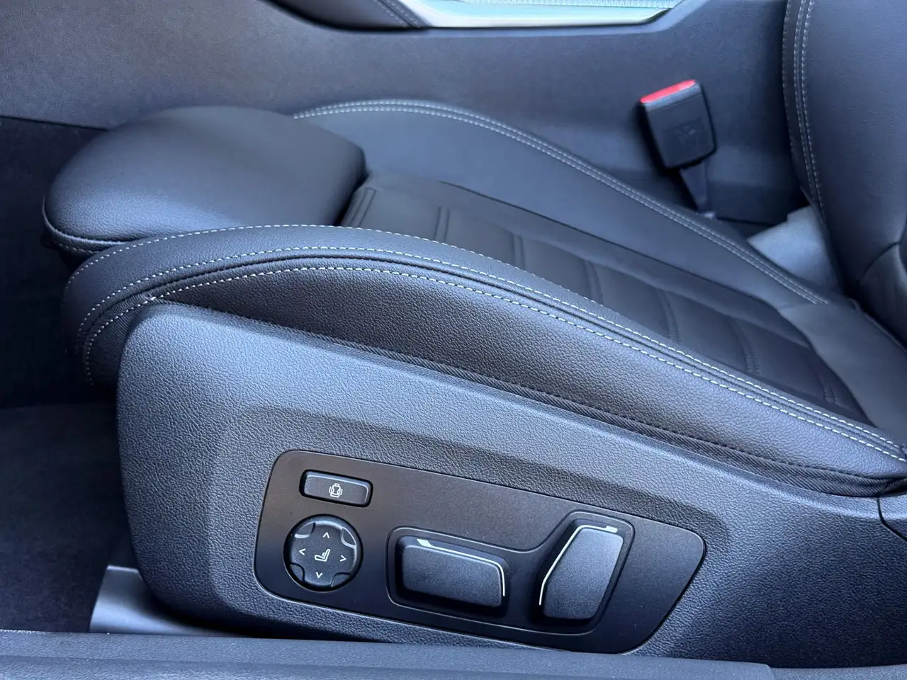 BMW i4 2026 — фото 15