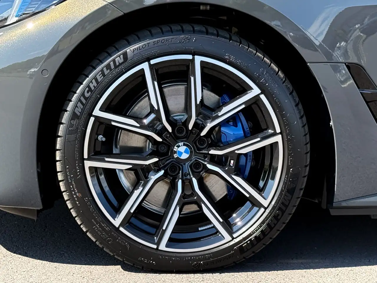 BMW i4 2026 — фото 7