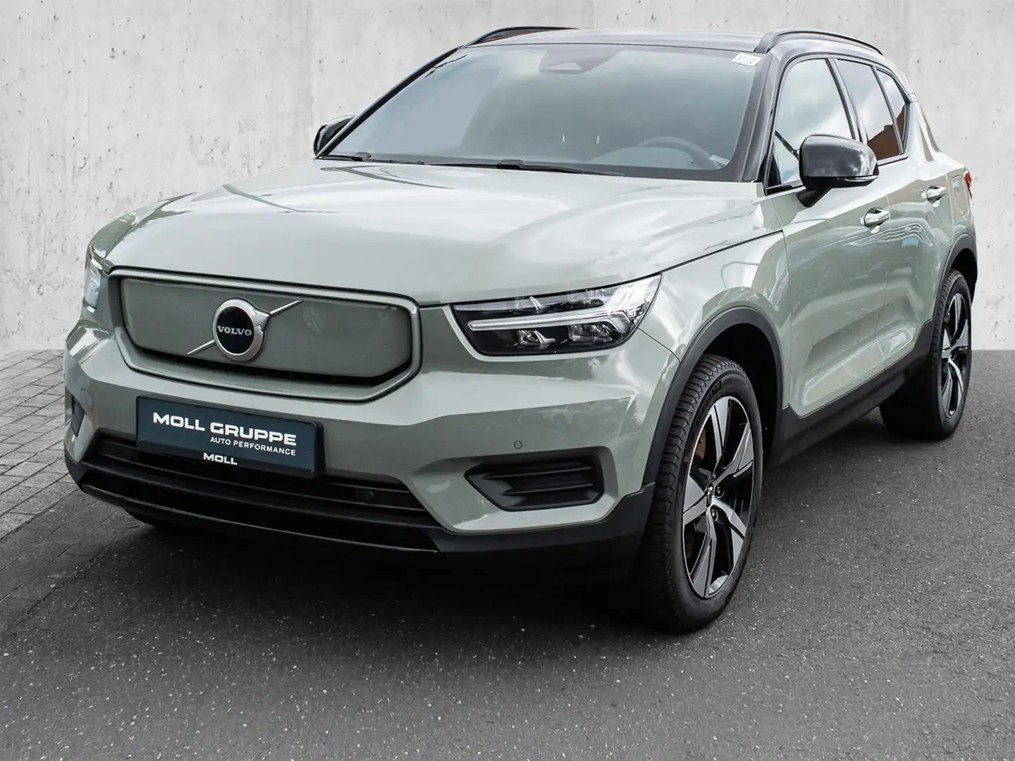 Volvo XC40 P8 Pure Electric 2WD Plus Recharge ACC AUT Grün - 2