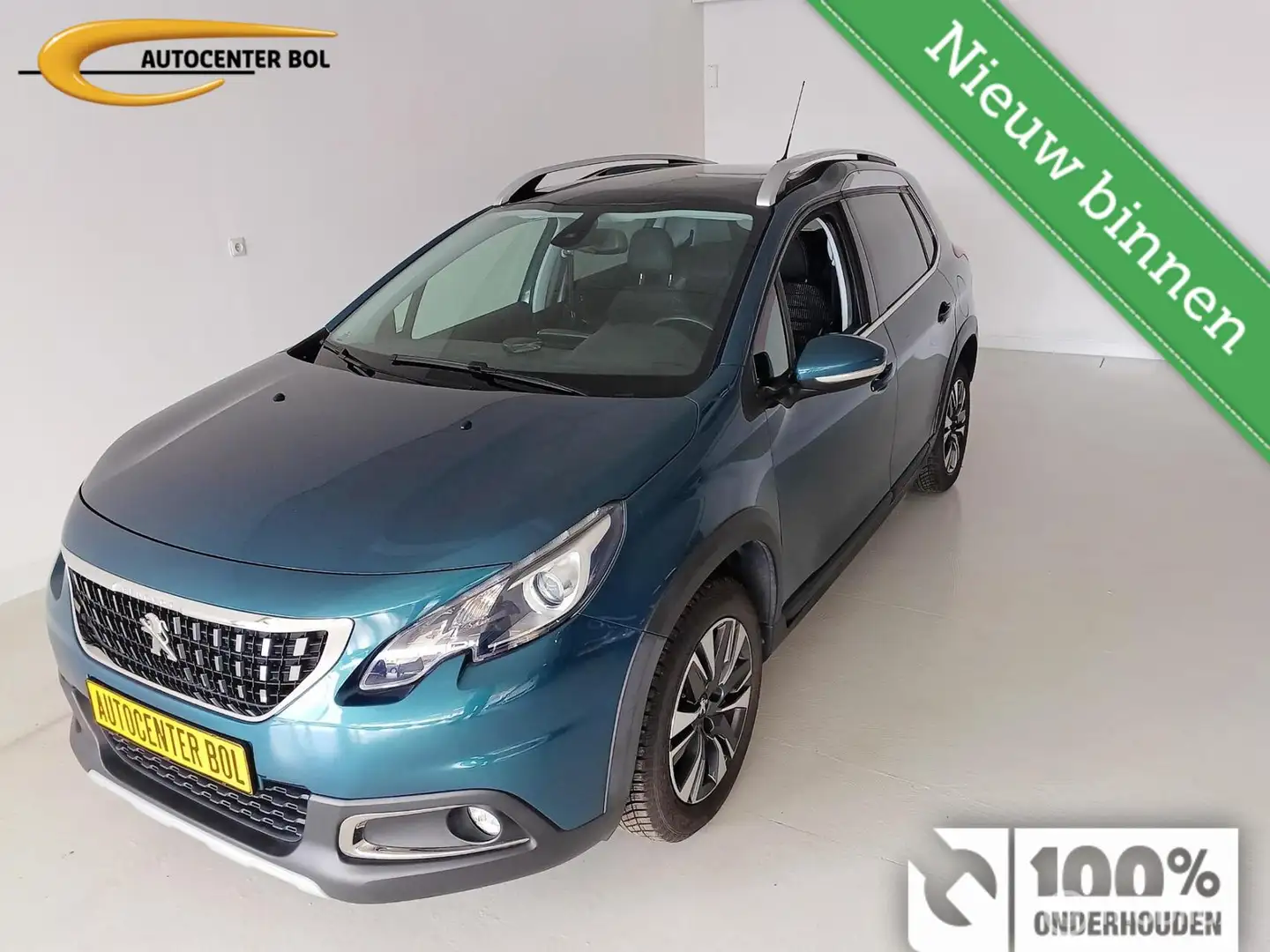Peugeot 2008 1.2 Allure 131PK Complete uitvoering Bleu - 1