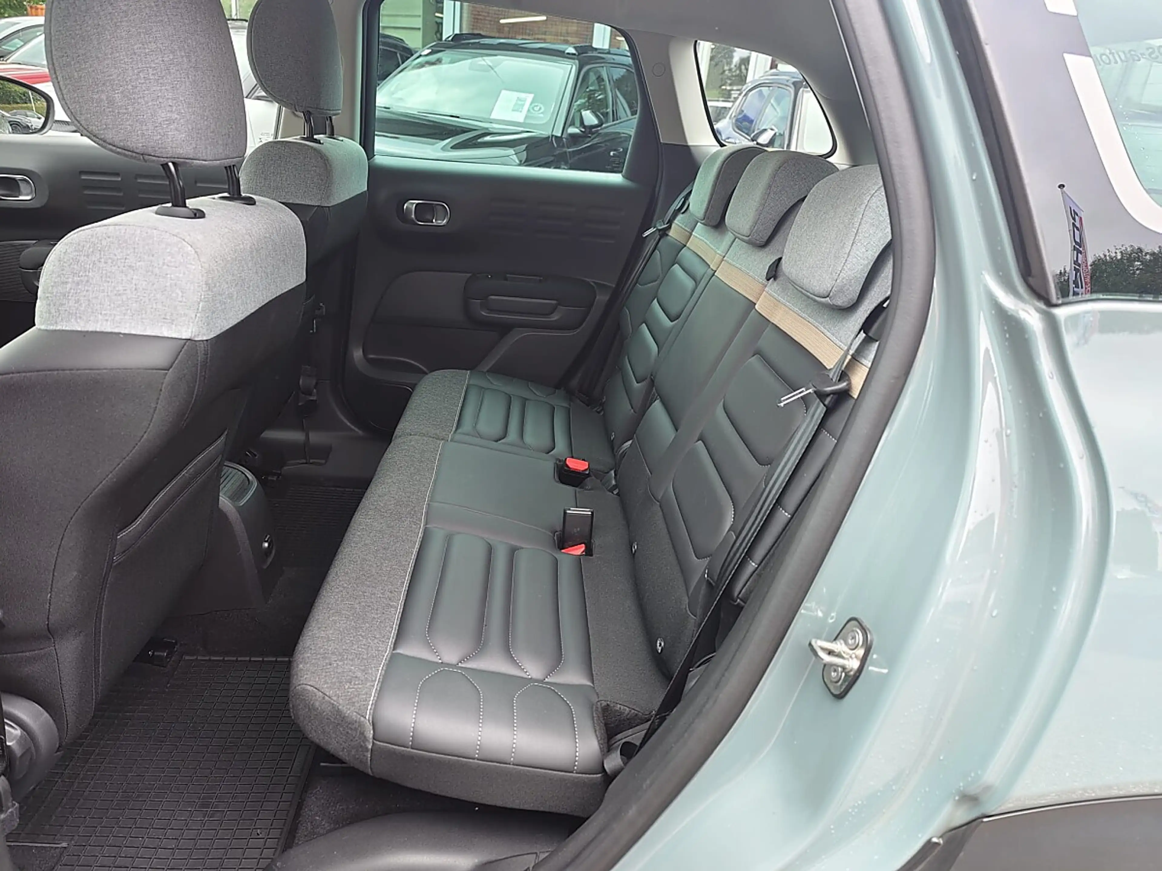 Citroen C3 Aircross PureTech110 S&S 6-Gang-Manuell Shine — photo 11