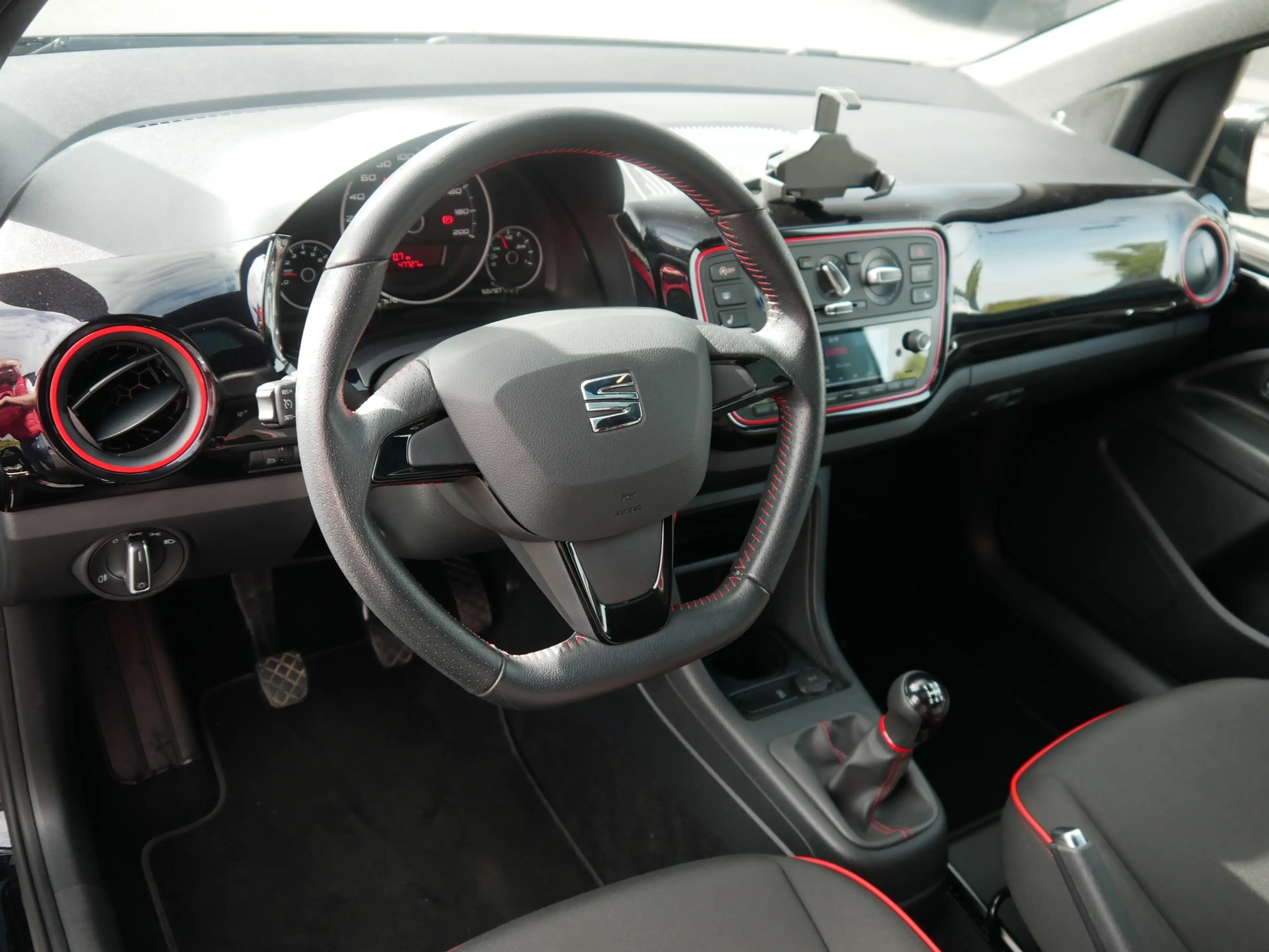 SEAT Mii 1.0 FR-Line Beats Sitzheizung Tempomat Klima — photo 10