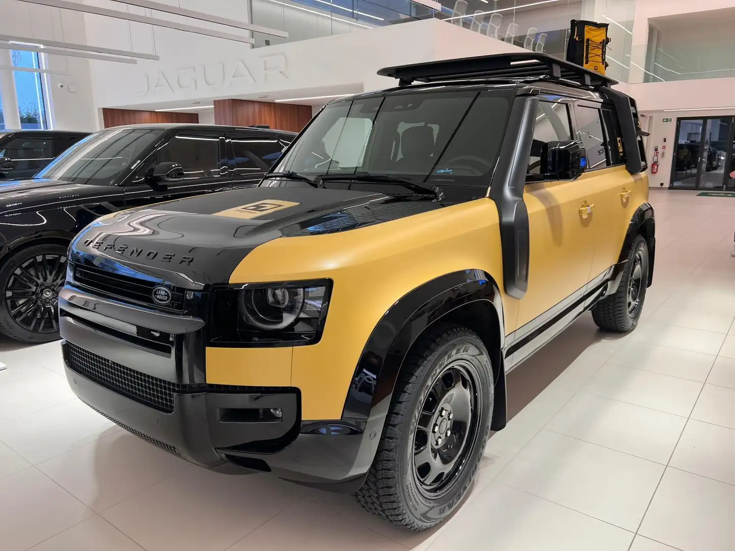 Land Rover Defender Trophy Edition D350 Gelb - 1