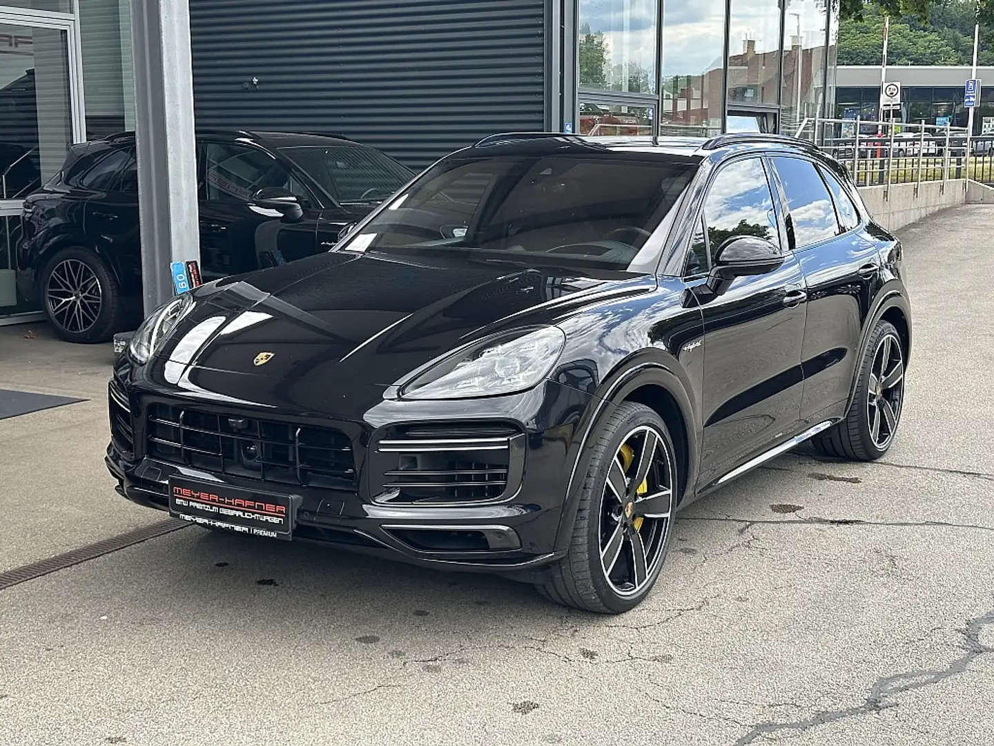Porsche Cayenne III Turbo S E-Hybrid PHEV 17,9 kWh Aut. Fekete - 1