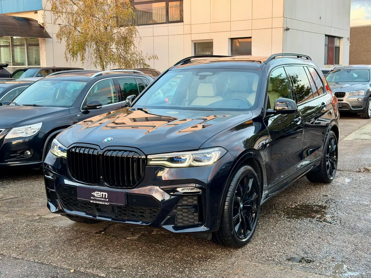 BMW X7 M50d Individual/Sky-Lounge/Glas/B&W/6-Sitzer Noir - 2