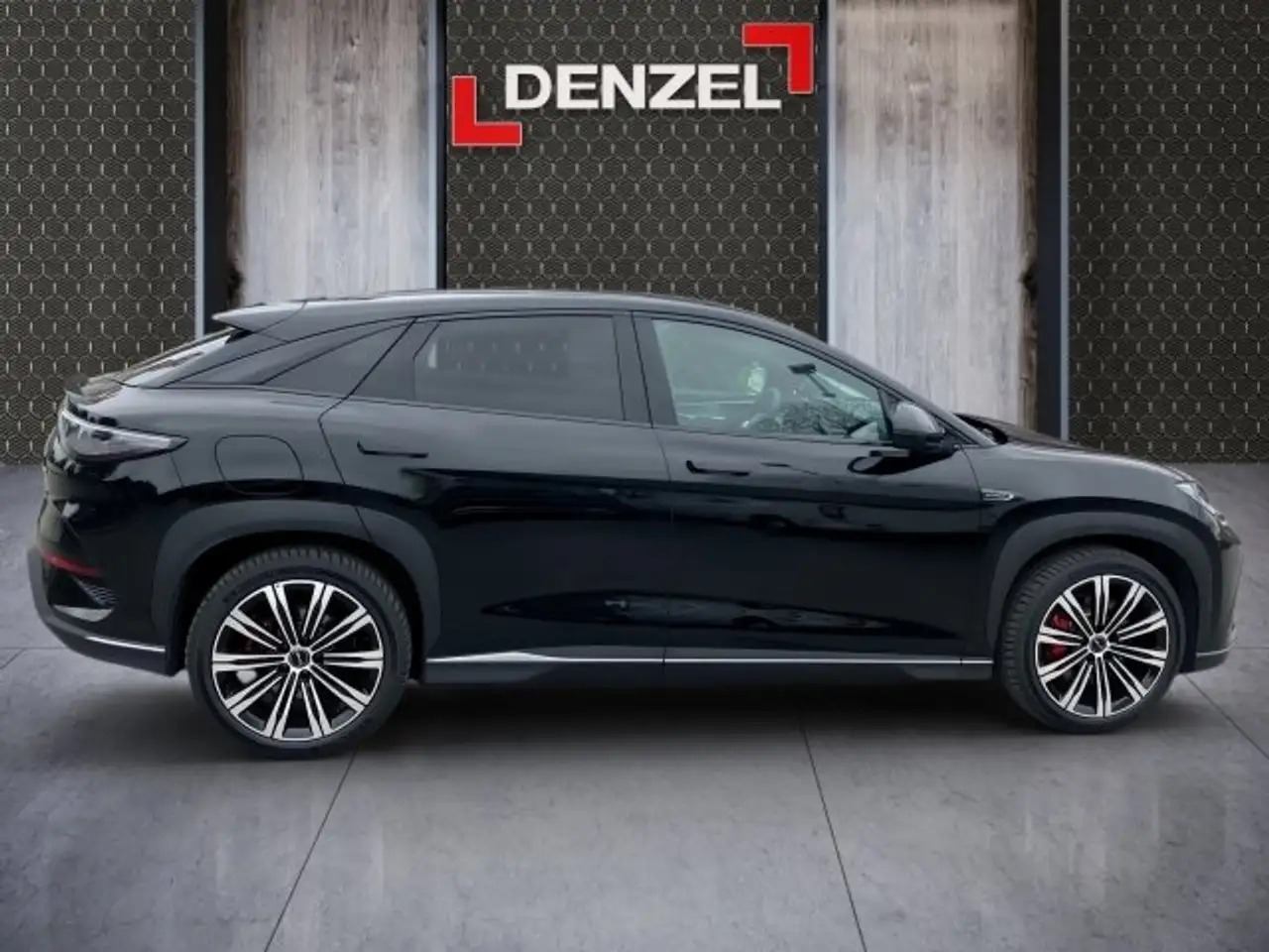 BYD SEALION 7