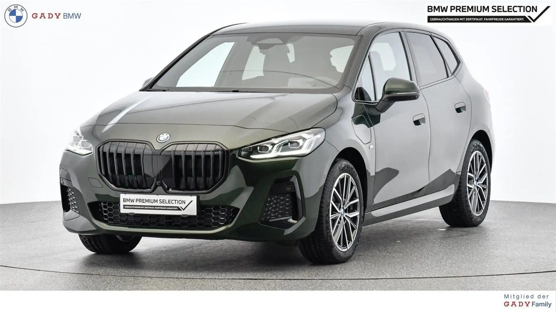 BMW 225 e xDrive Active Tourer Зелёный - 1