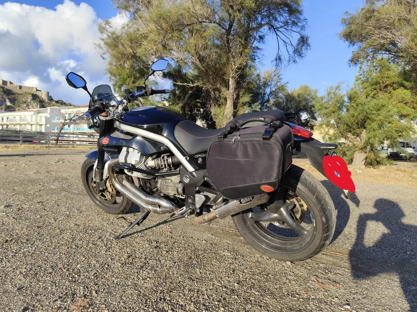 Moto Guzzi Griso 1100 Zwart - 1