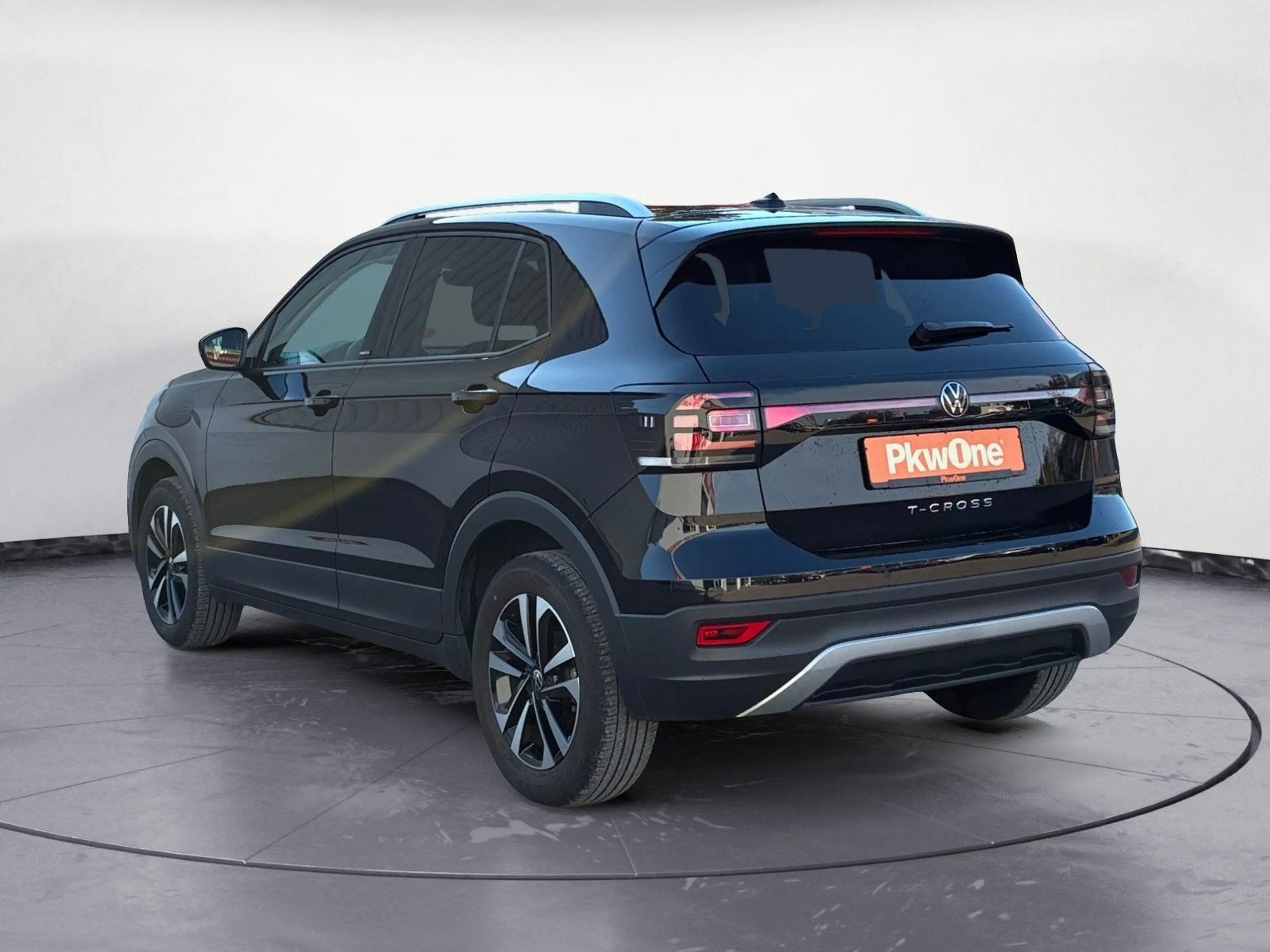 Volkswagen T-Cross 1.5 TSI United PDC*SHZ*NAVI*TOTWINKEL-AS — photo 3