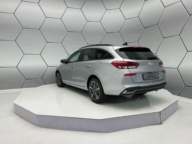 Hyundai I30 view 4