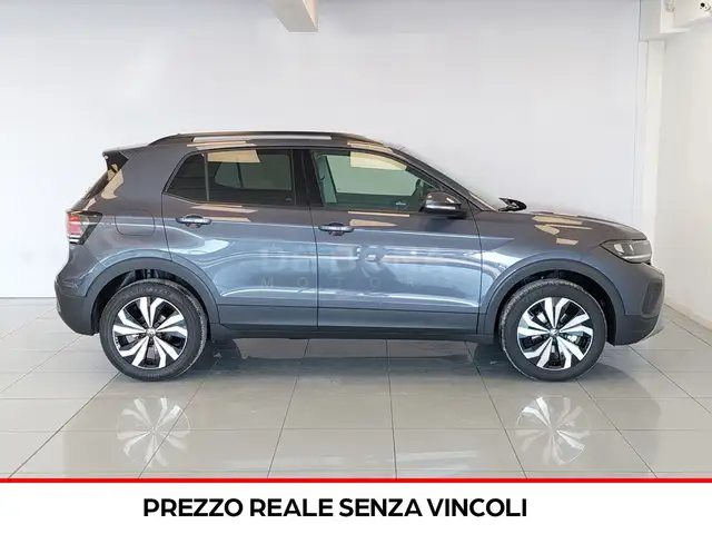 Volkswagen T-Cross view 6