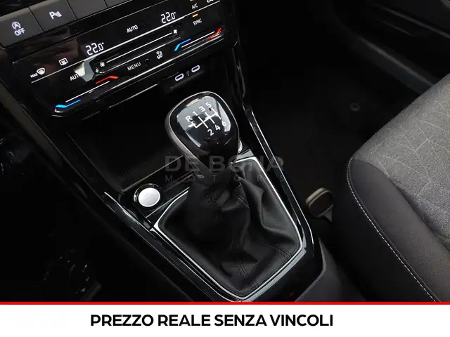 Volkswagen T-Cross view 13
