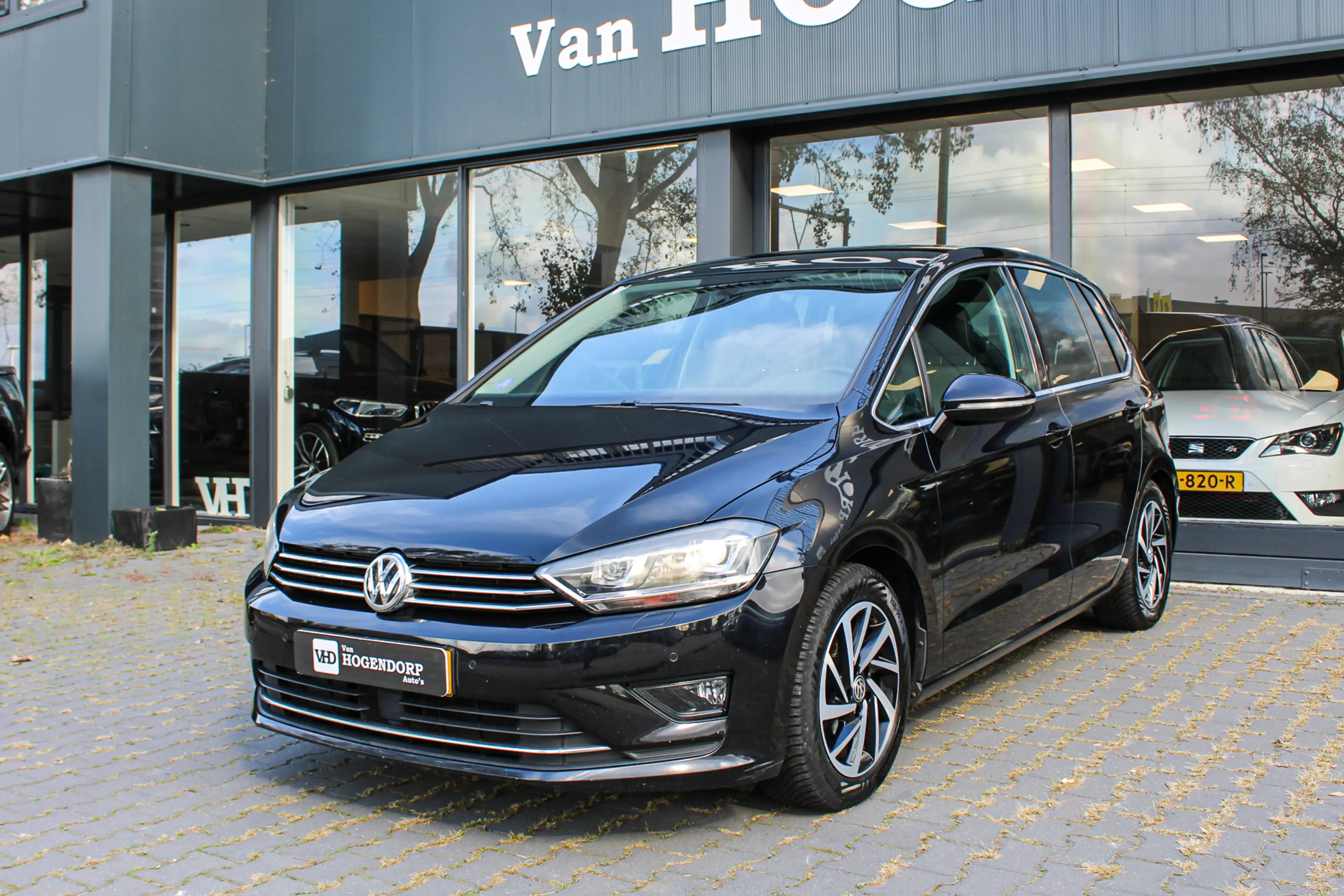 Volkswagen Golf Sportsvan 1.4 TSI Highline NAVI XENON CAMERA DSG
