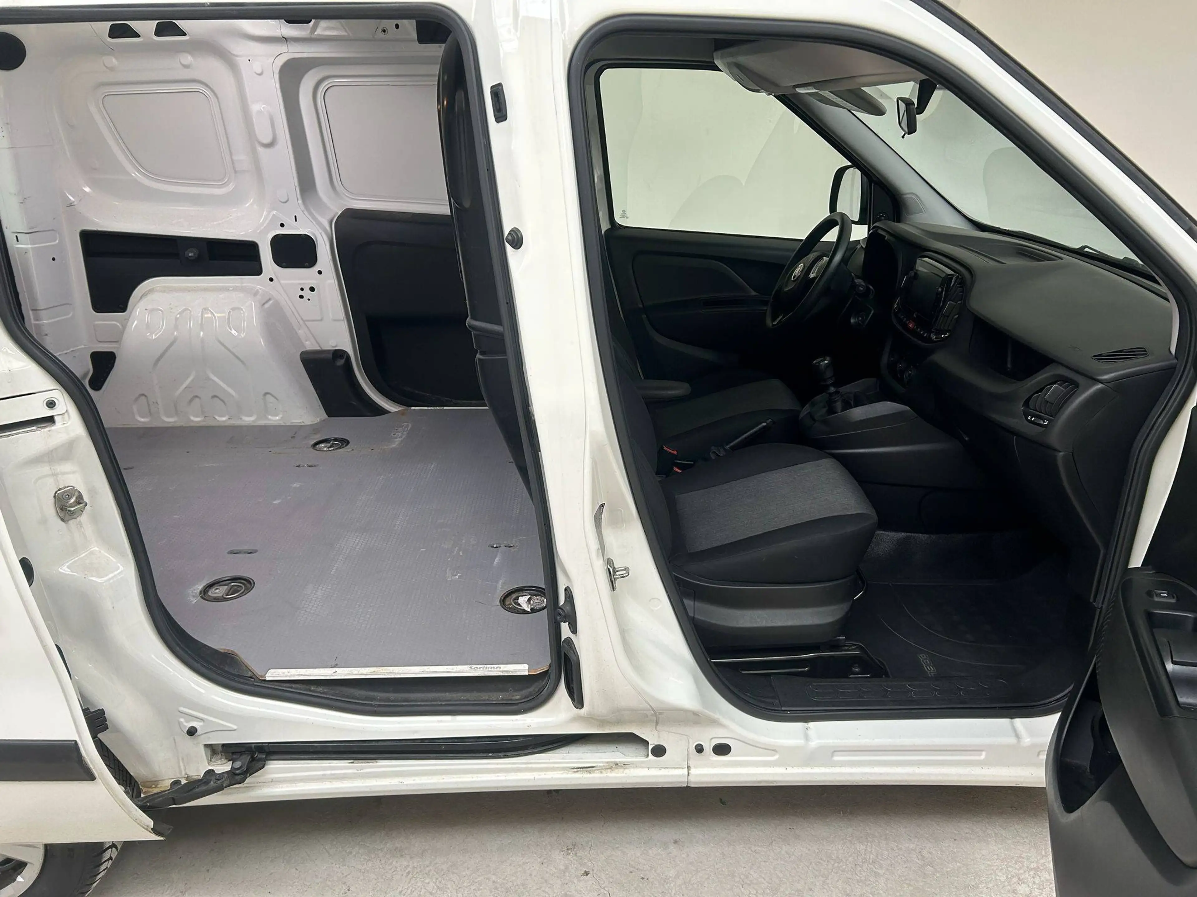 Fiat Doblo *KLIMA*NAVI* — photo 11