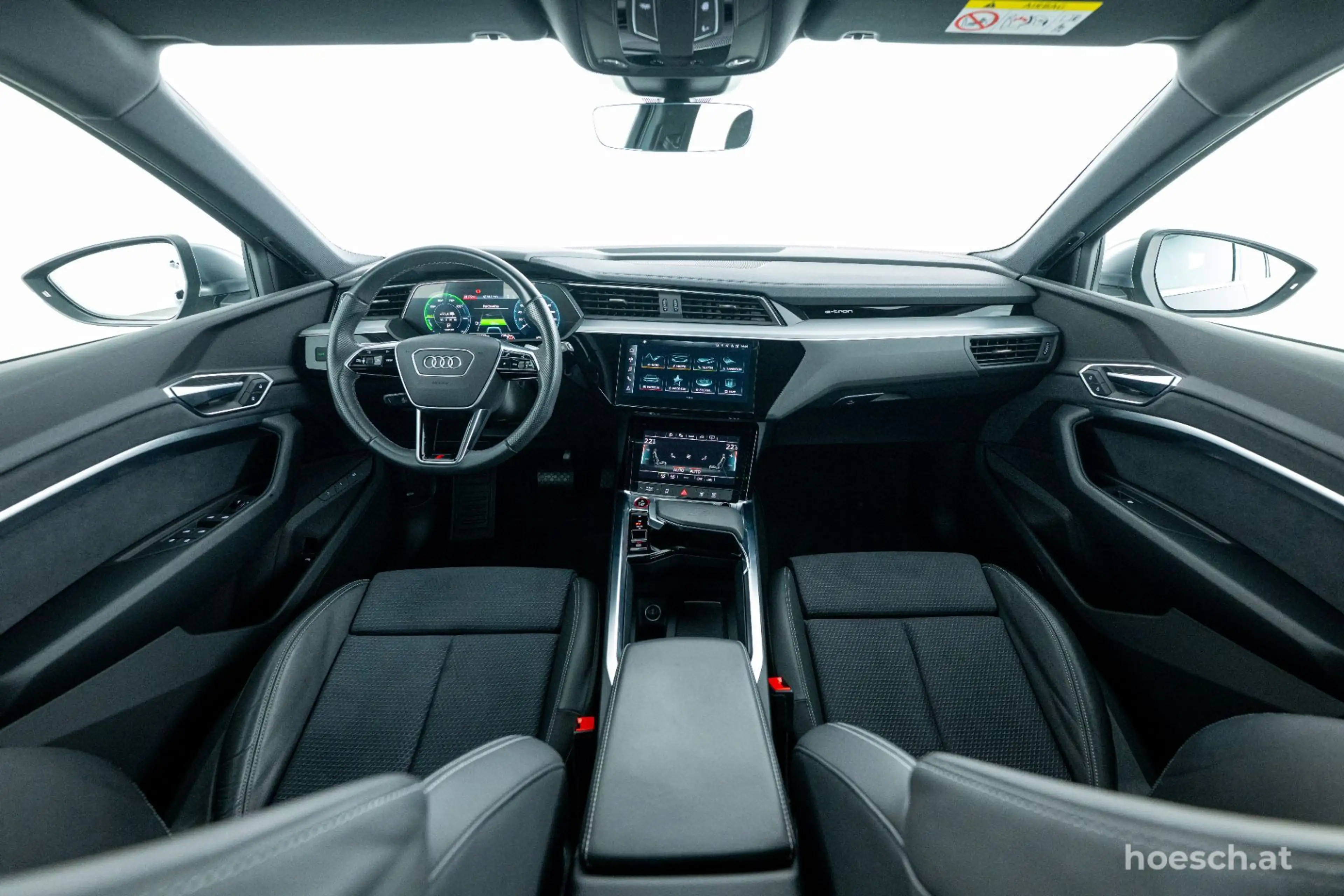 Audi e-tron S Modell 503 PS 20" ALCANTARA LUFT MEMORY — photo 5