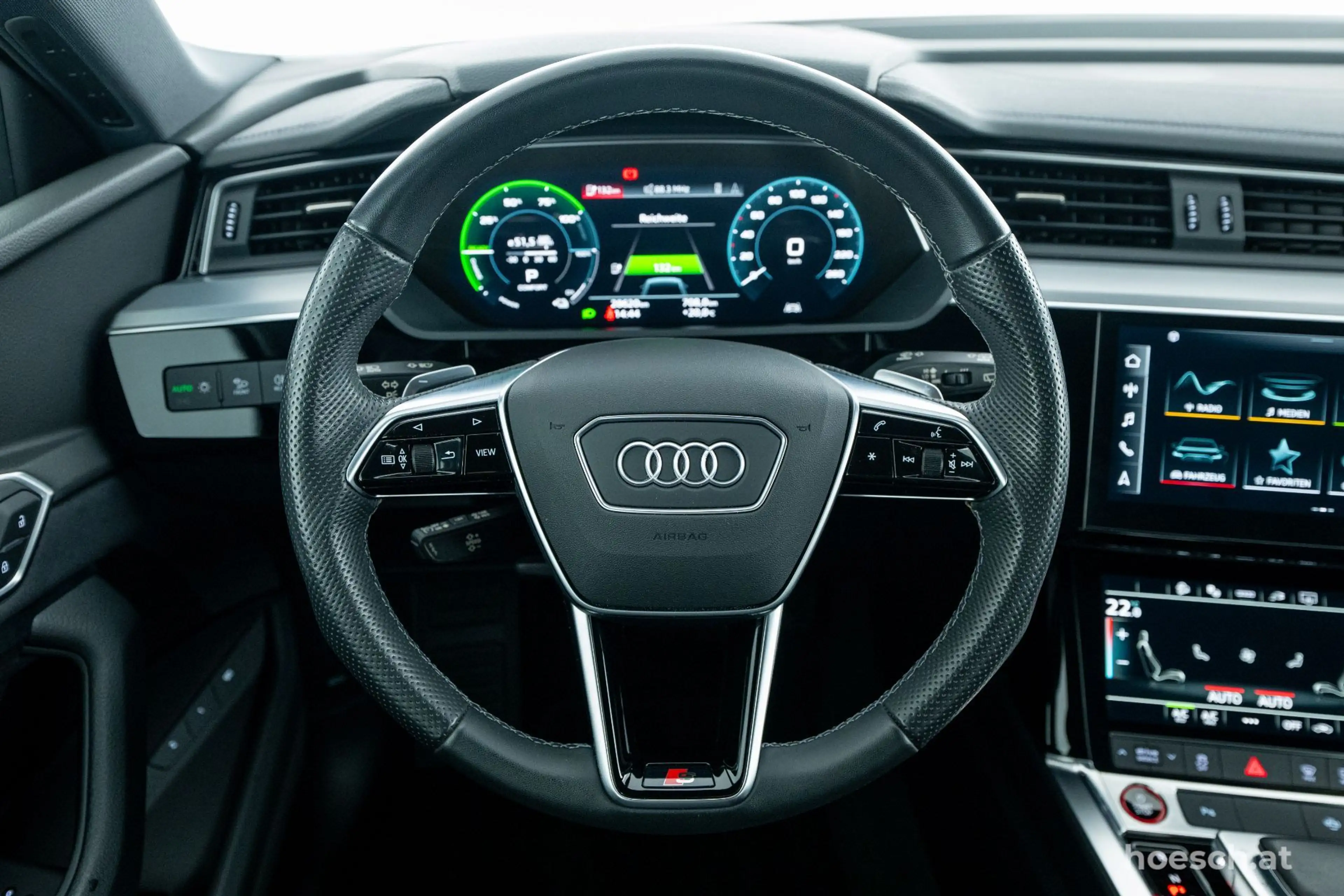 Audi e-tron S Modell 503 PS 20" ALCANTARA LUFT MEMORY — photo 6