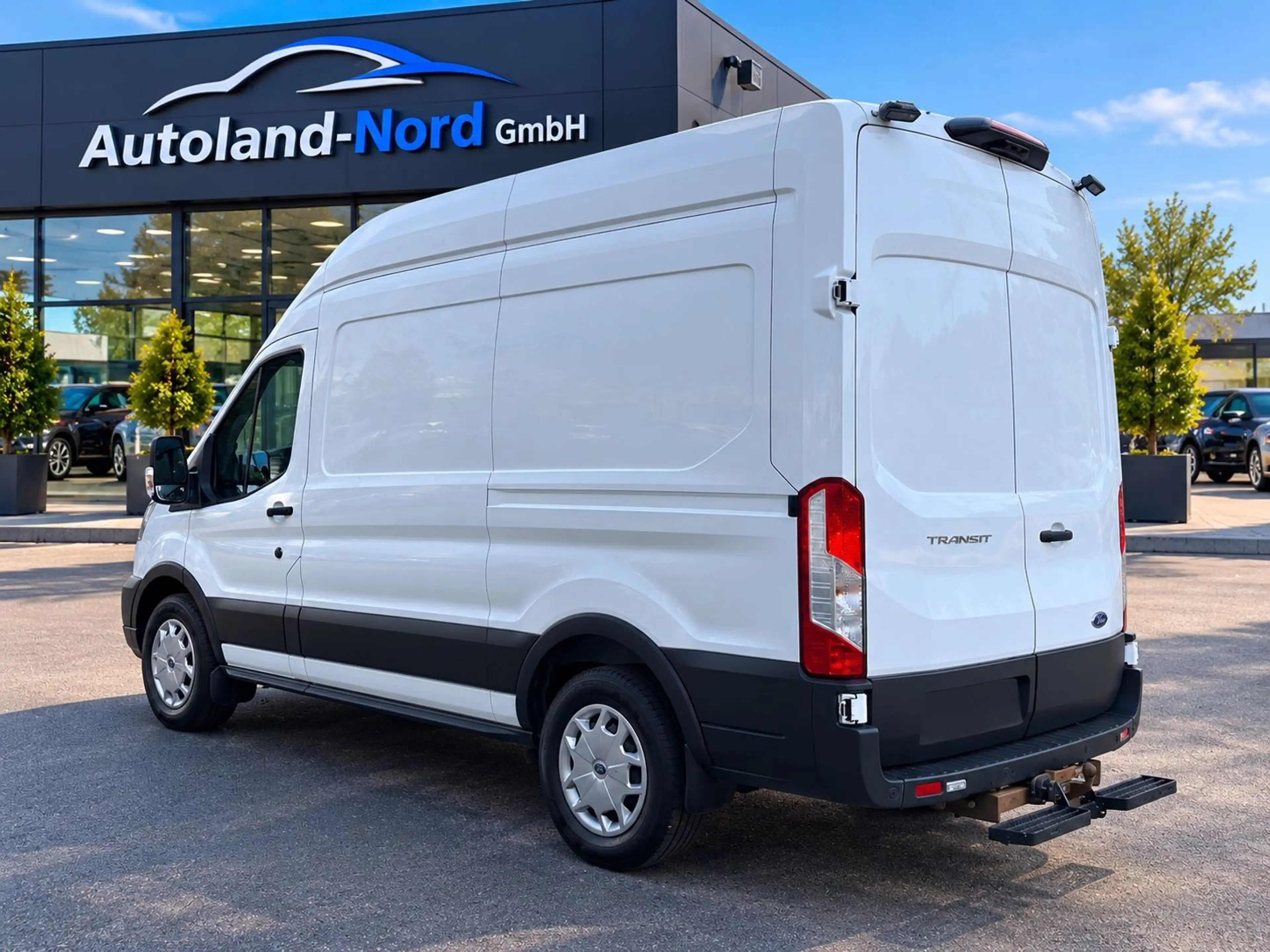 Ford Transit 2.0TDCi Kasten 350 L2H3*AWD*4x4*Regale* — photo 2
