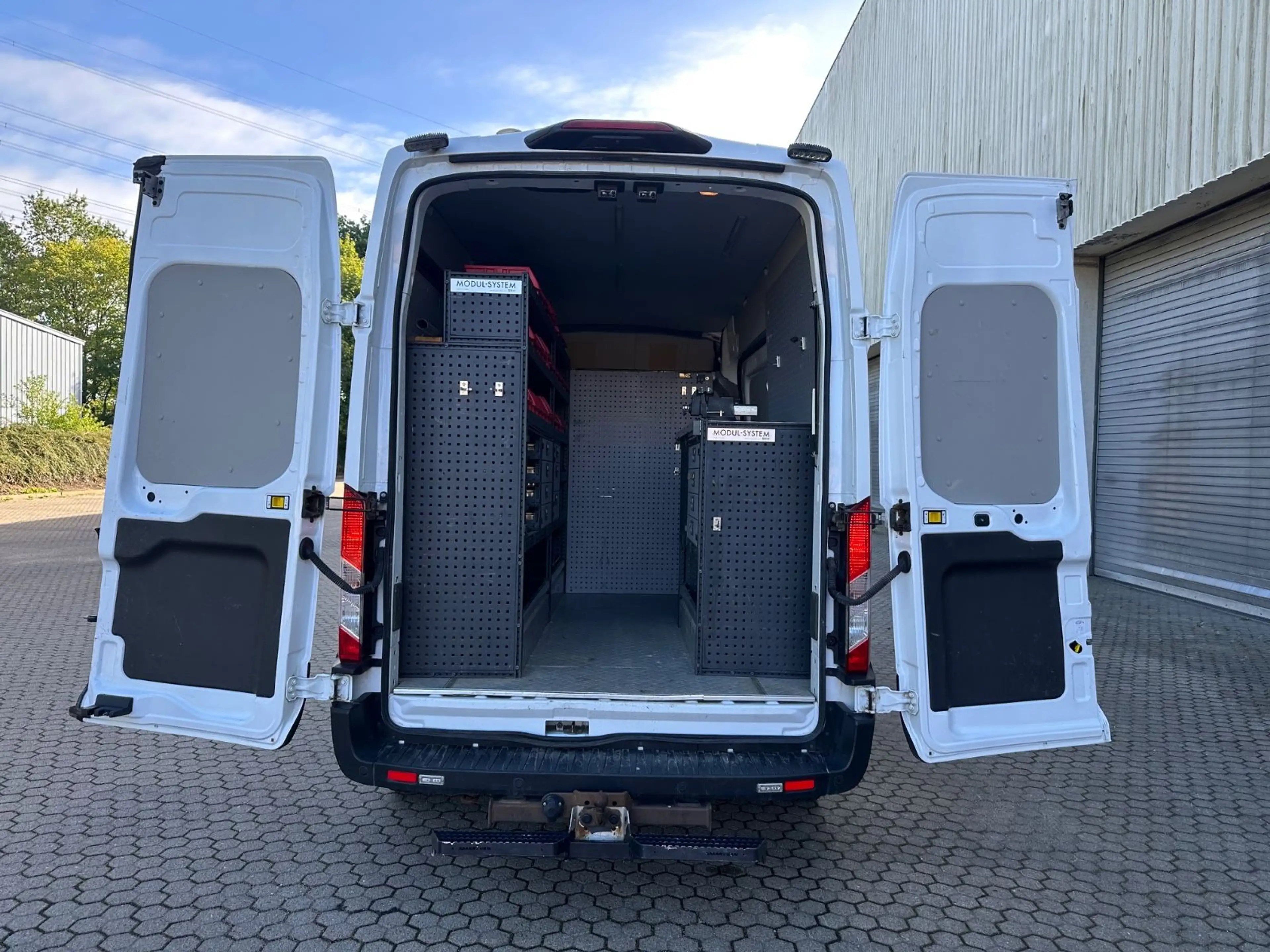 Ford Transit 2.0TDCi Kasten 350 L2H3*AWD*4x4*Regale* — photo 7