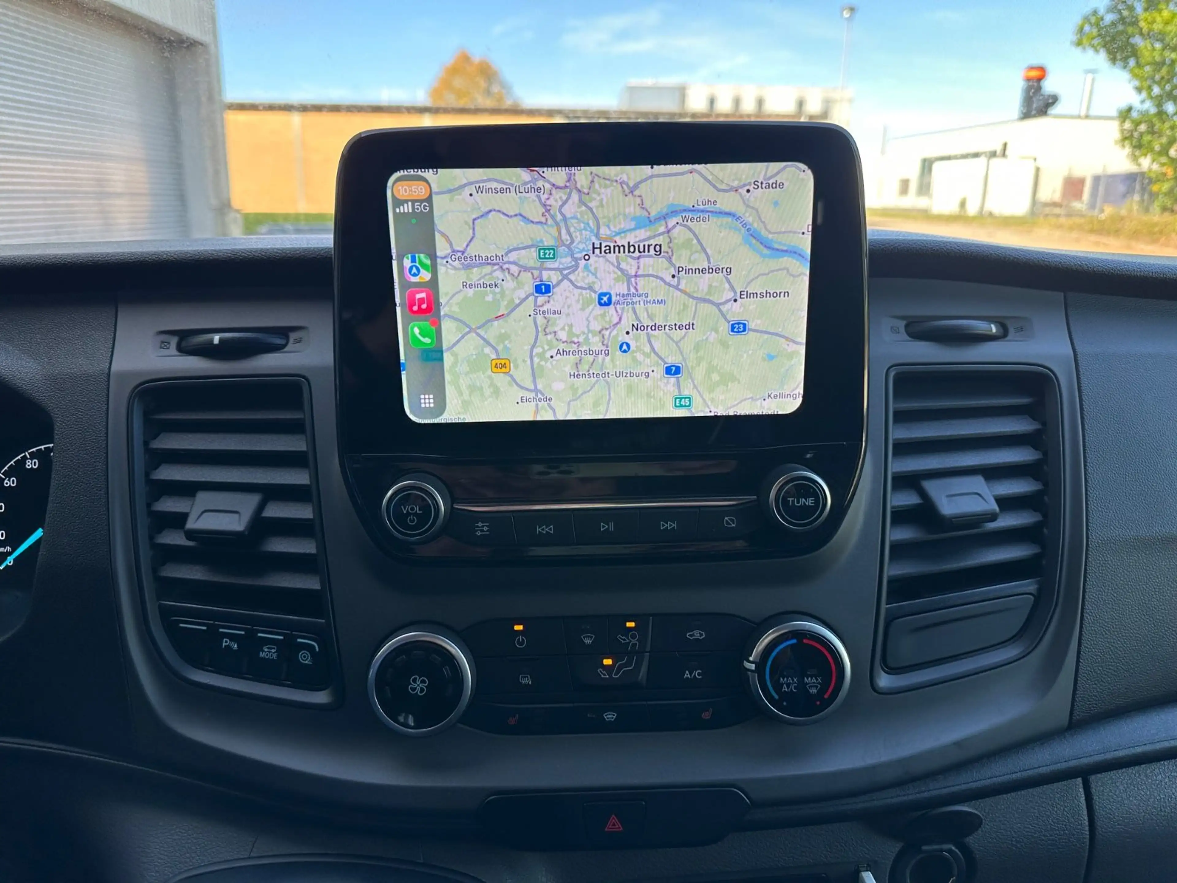 Ford Transit 2.0TDCi Kasten 350 L2H3*AWD*4x4*Regale* — photo 9