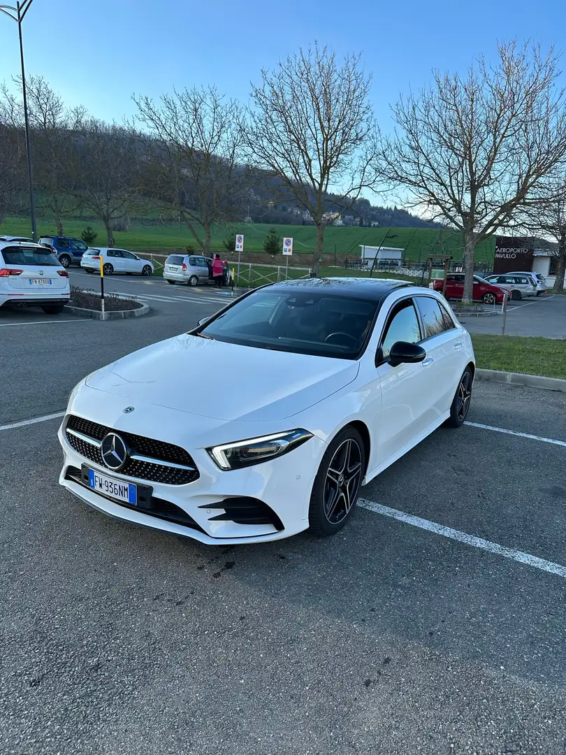 Mercedes-Benz A 250 Premium auto White - 2