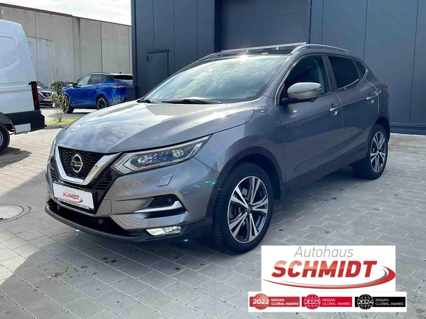 Nissan Qashqai 1.2 DIG-T N-Connecta LED/Design Grijs - 1