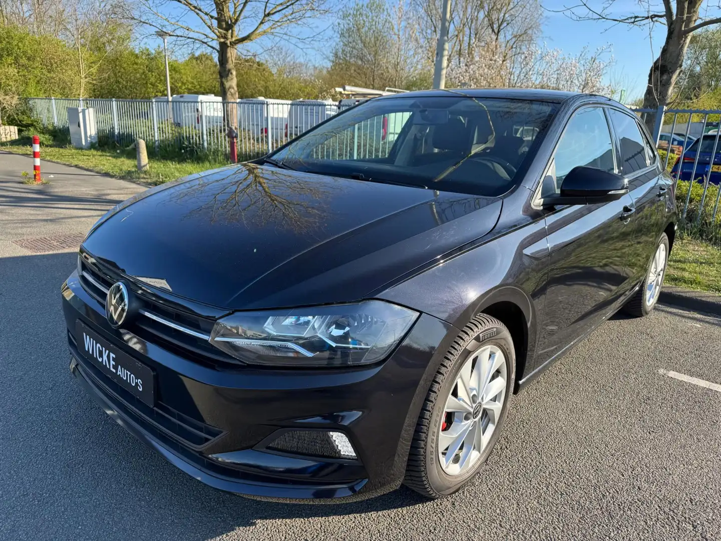 Volkswagen Polo 1.0 TSI Comfortline DSG Navigatie DAB+ 2021 95 PK Noir - 2