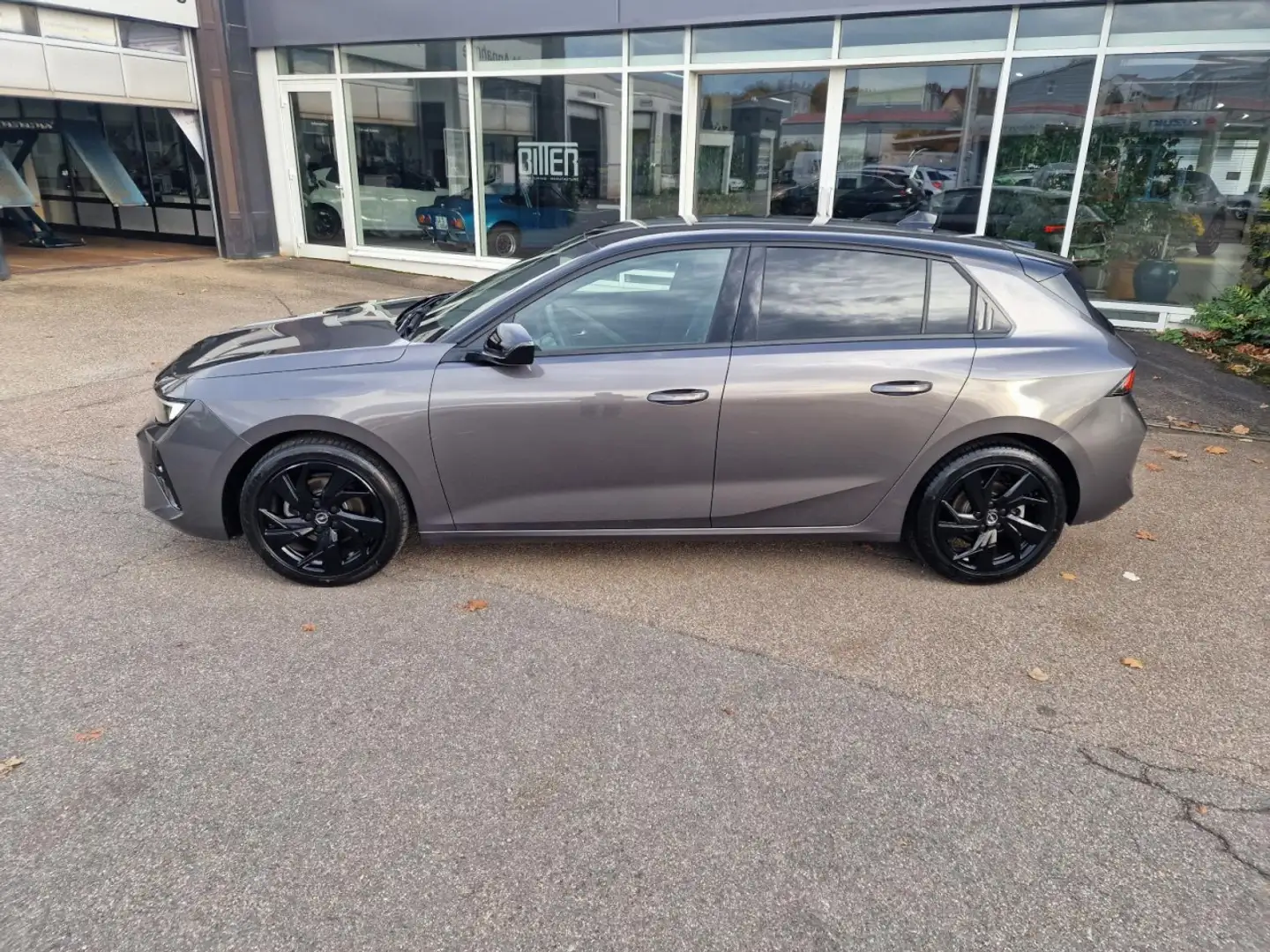 Opel Astra GS 1,2 MATRIX+NAV+SHZ+LHZ+RFK+ACC+TWW Klima Navi Grau - 2